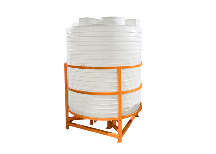 Емкость полного слива 10000л. Цвет синий. С обрешеткой. Фото