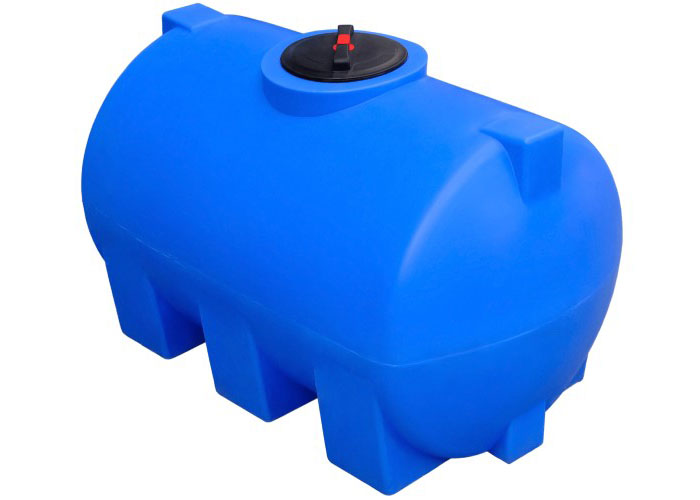 Пластиковая емкость на 1000 литров для хранения воды и топлива